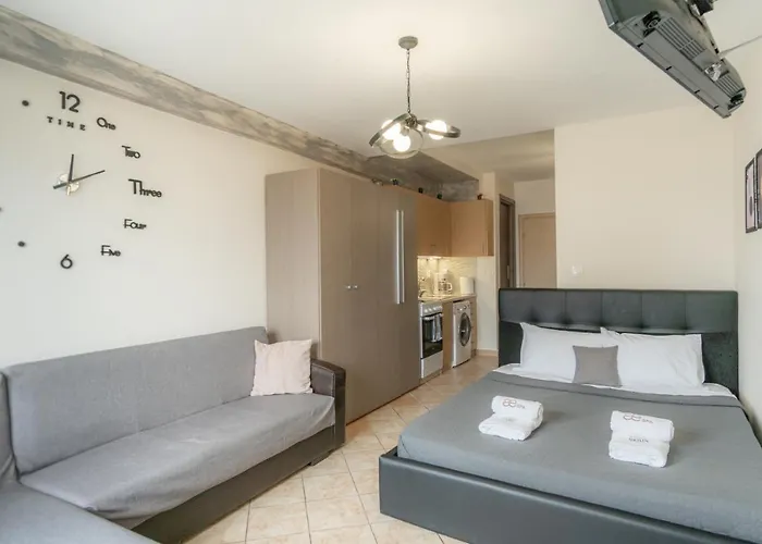 Sunshine Apartments 1